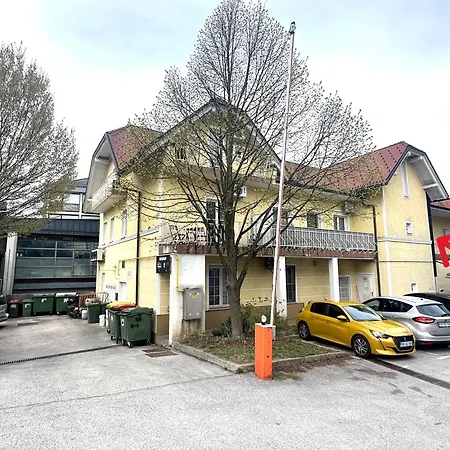 Emona 4 * Bled